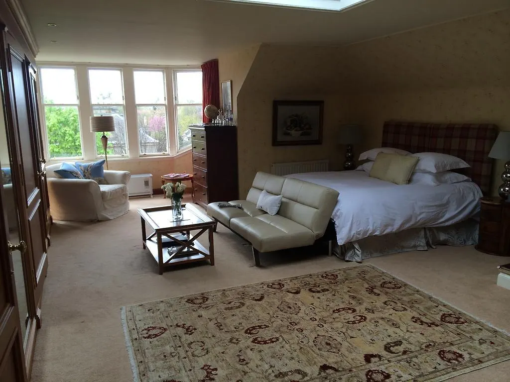 Claremont House Bed & Breakfast Edinburgh 5*,