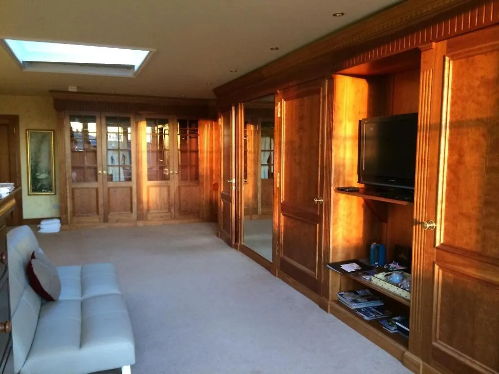 Claremont House Bed & Breakfast Edinburgh 5*,