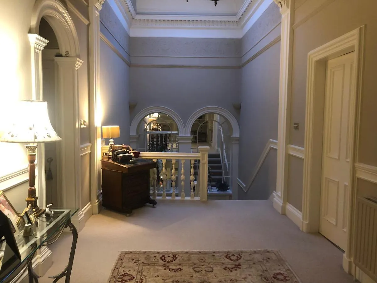 Claremont House Bed & Breakfast Edinburgh